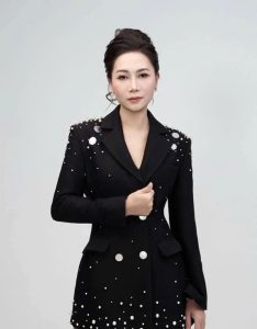 Hồng Nhung Lapari