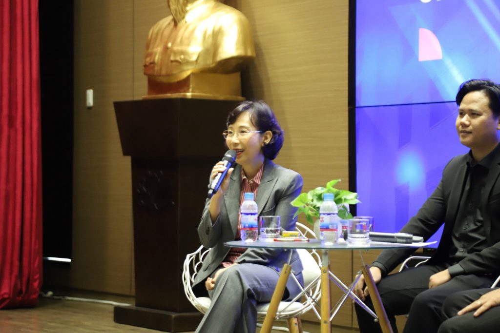 Phụ nữ khí chất theo góc nhìn Hồng Nhung Lapari
