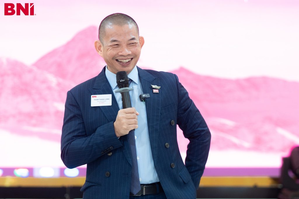 Hồng Nhung Lapari xây dựng hệ thống marketing sau khi học cùng Phạm Thành Long